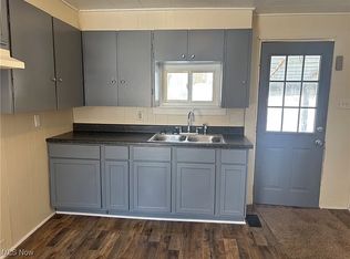 221 E Lisbon St, Waynesburg, OH 44688