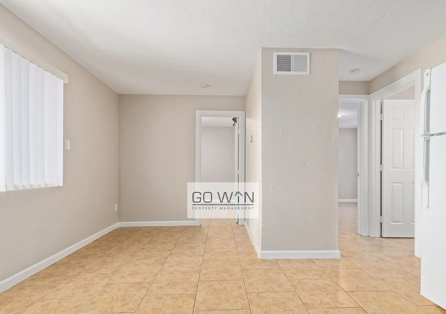2146 E Taylor St — Photo 3