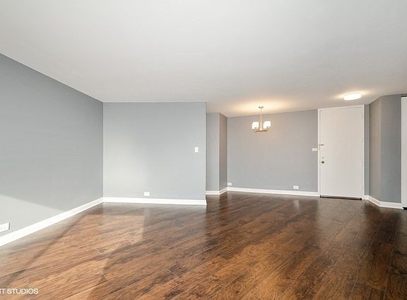 4th image of 7033 N Kedzie Ave APT 1709