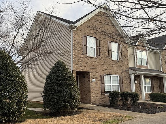 3rd image of 2115 Victory Gallop Ln