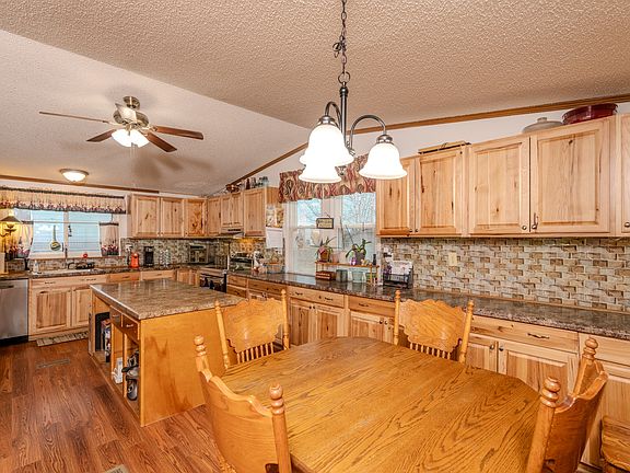 4th image of 6683 Plainview Rd