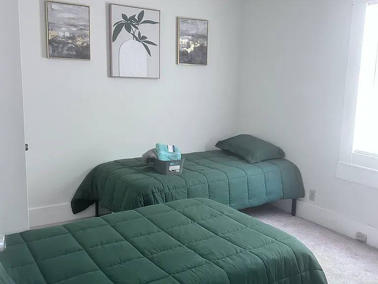 839 W Georgia St — Photo 1