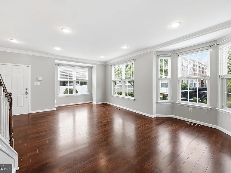 3518 Trevi Ct — Photo 6