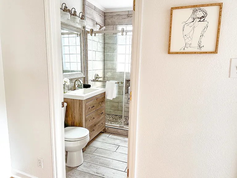 6401 Longwood Rd — Photo 24