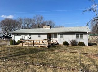 418 Hubert St, Sweetser, IN 46987