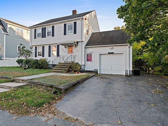 2nd image of 50 Lyons St