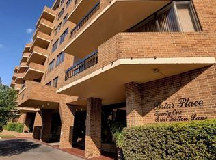 21 Briar Hollow Ln UNIT 206, Houston, TX 77027