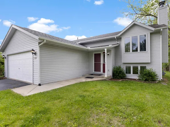 128 Brandywine Dr SE, Poplar Grove, IL 61065
