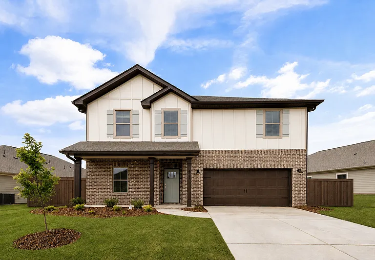 4608 Hampton Glen Cir — Photo 2