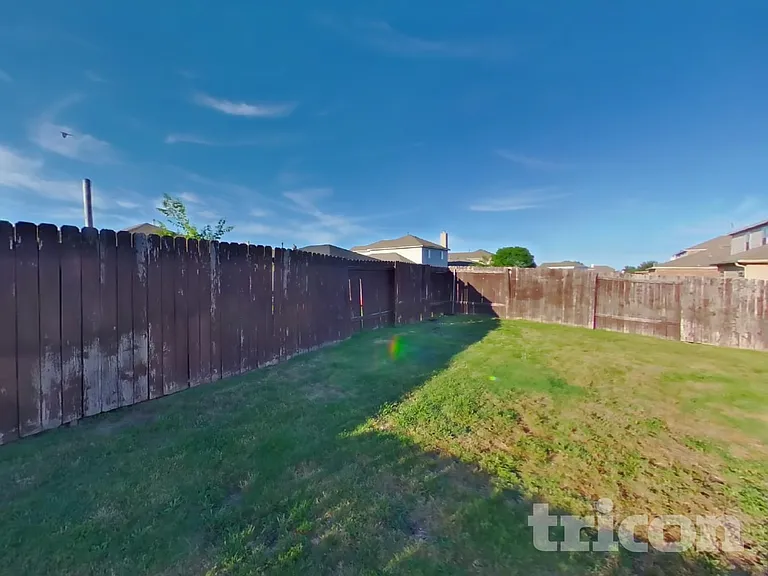 2031 Cone Flower Dr — Photo 15