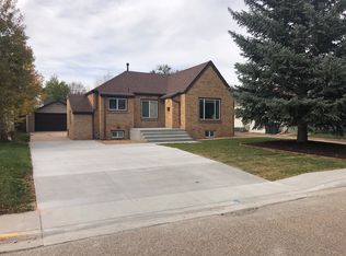 3604 Bent Ave, Cheyenne, WY 82001