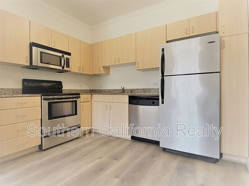 1st image of 1642 7th Ave Unit 420