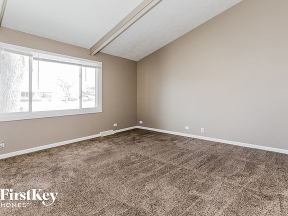 2nd image of 400 Conde St