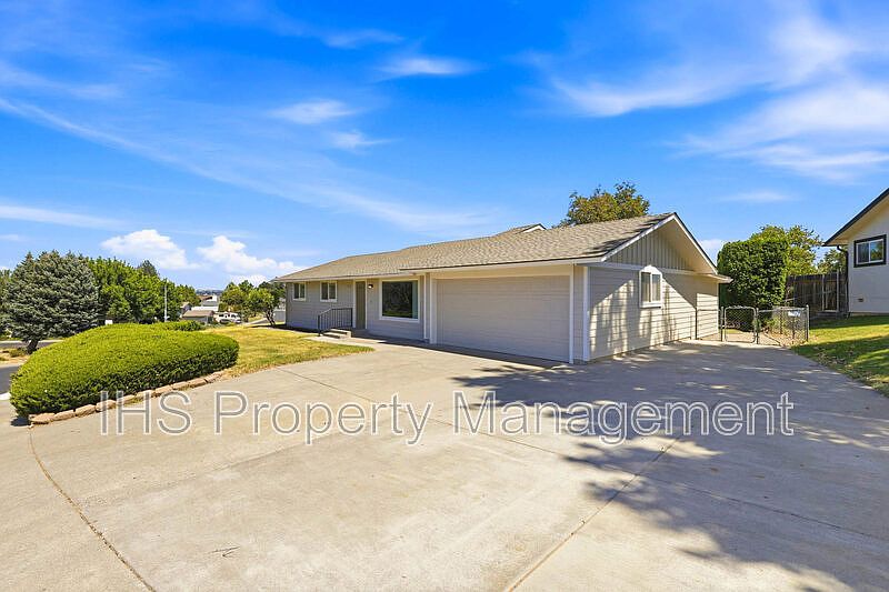 1st image of 1506 Cimarron Ave