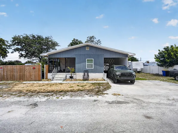 7945 SE Fairchild Way, Hobe Sound, FL 33455