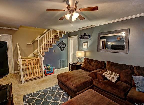 5th image of 3305 Rollingwood Dr
