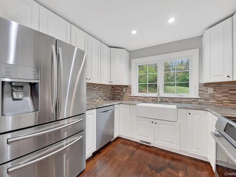 935 Peach Lake Rd — Photo 14