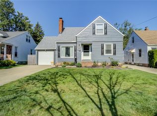 1132 Churchill Rd, Lyndhurst, OH 44124