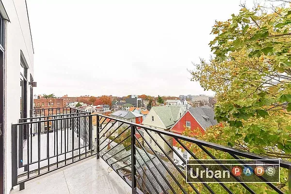 Rented by Urban Pads | media 10