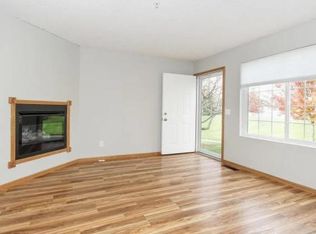 13126 Murdock Ter #13126, Eden Prairie, MN 55347