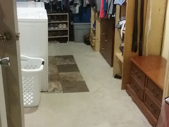 Laundry/storage 
