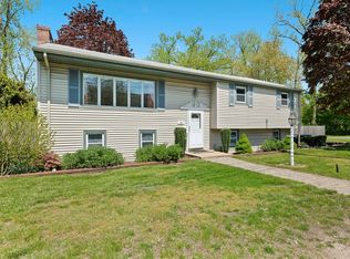 141 Parker Rd, Wakefield, MA 01880