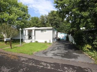 12 Circle Dr, Finleyville, PA