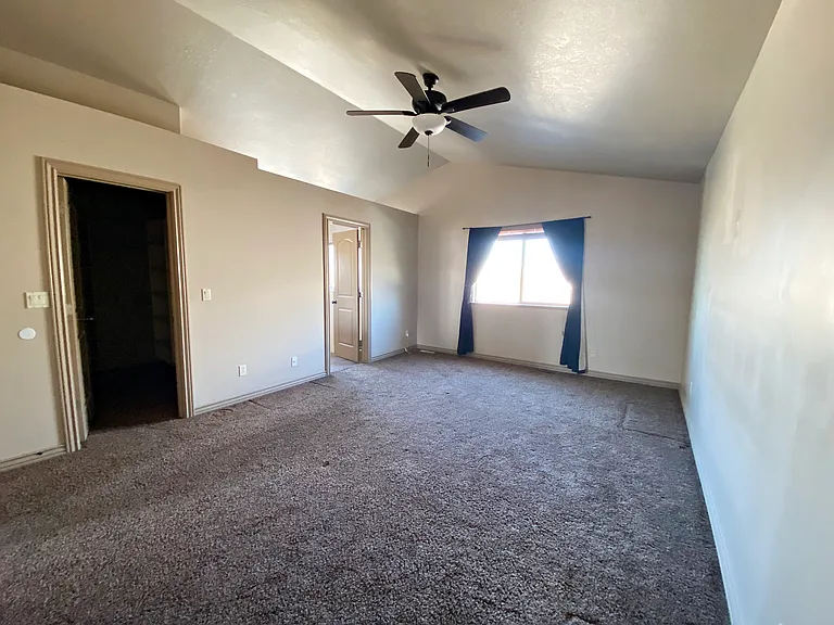 2410 E View Dr — Photo 17