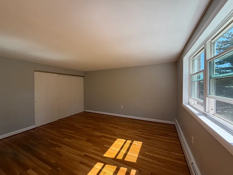 138 Store Ave #3O — Photo 10