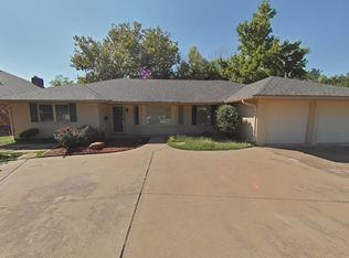 709 NW Heinzwood Cir, Lawton, OK 73505