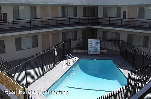 5th image of 13741 Prairie Ave #6