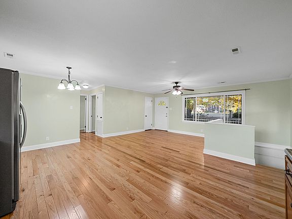 4th image of 2056 Lintwood Dr