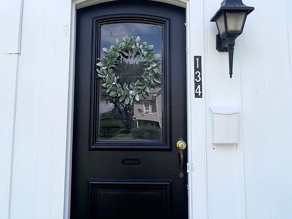 3rd image of 134 W Fair Ave