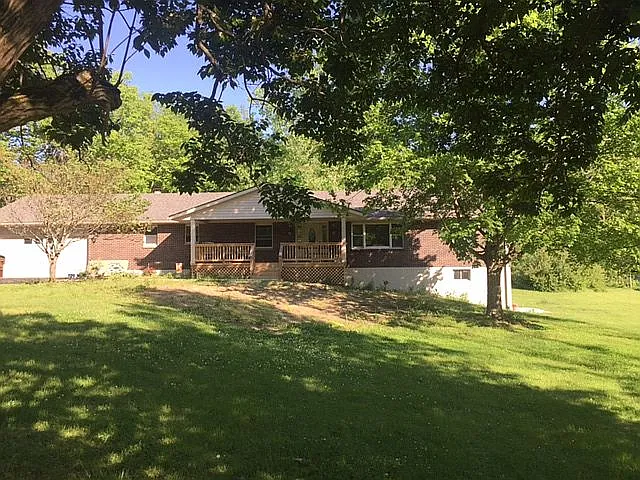 5998 Corwin Rd photo 1