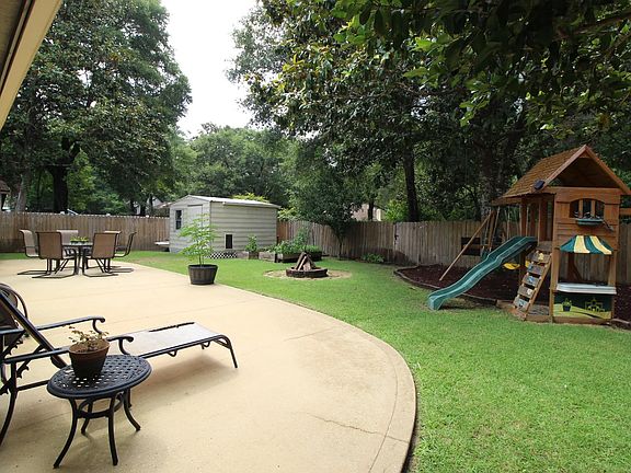 2nd image of 1242 Rhonda Dr