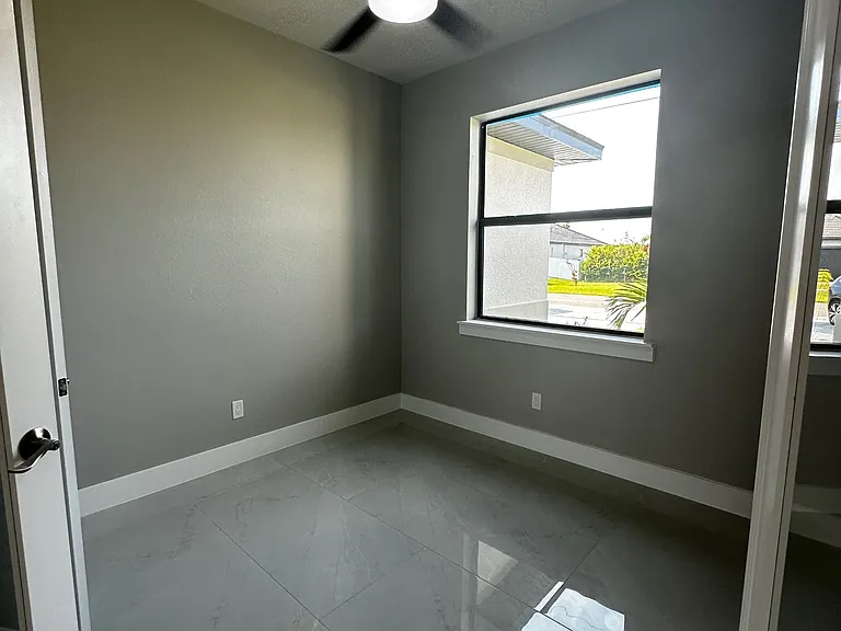 505 SW 15th Ter — Photo 7