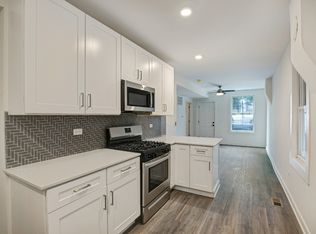 1244 N Bosworth Ave #1A, Chicago, IL 60642