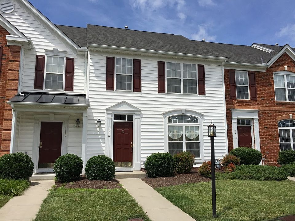 1st image of 1416 New Haven Ct
