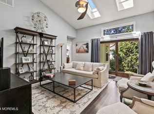 15 Waverly Ln, Jackson, NJ 08527