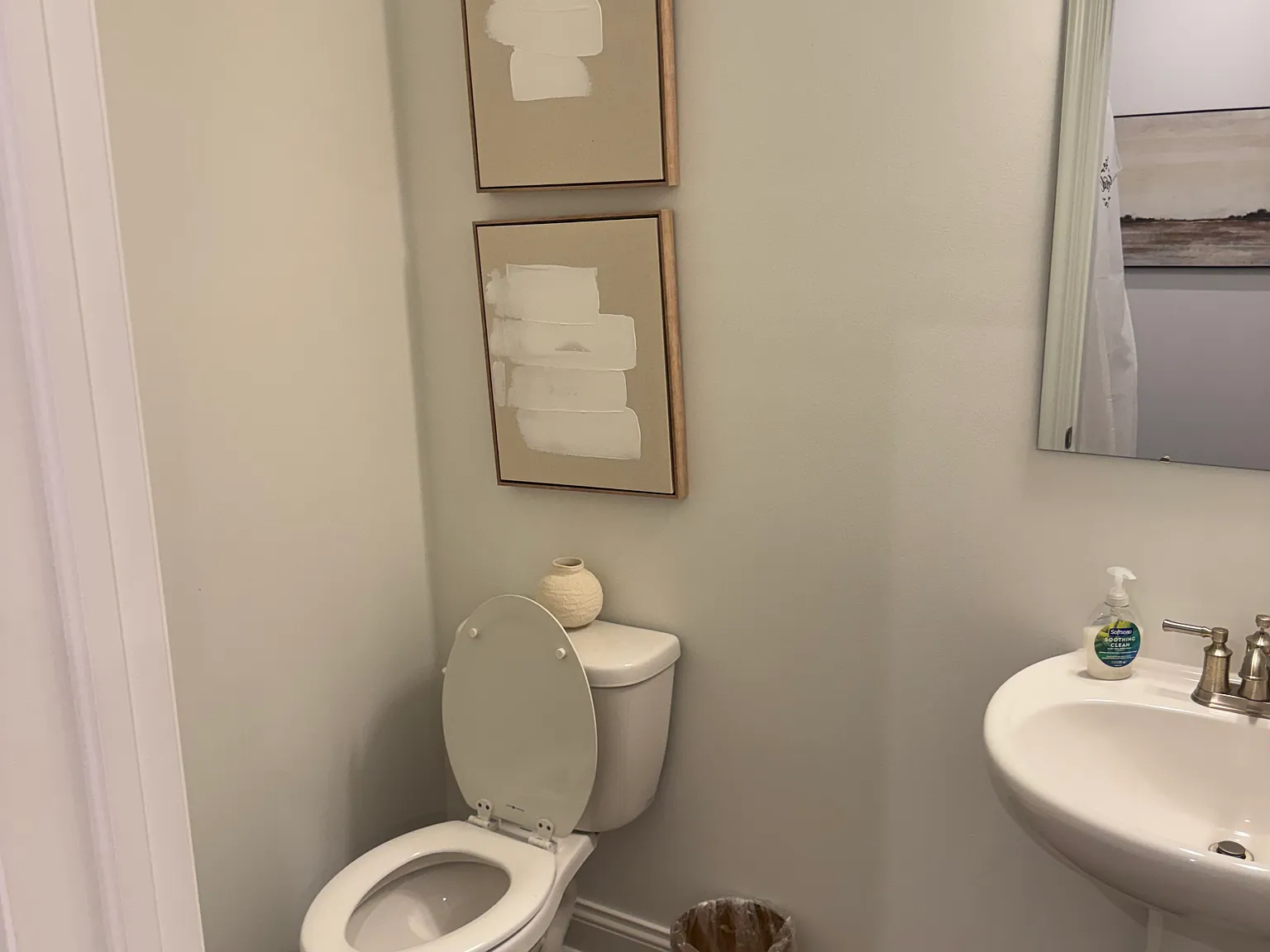 3 bed, 2211 sqft, $4,000 — Photo 4
