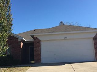 6308 New Harbor Ln, Saginaw, TX 76179