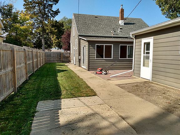 Fenced-in Yard