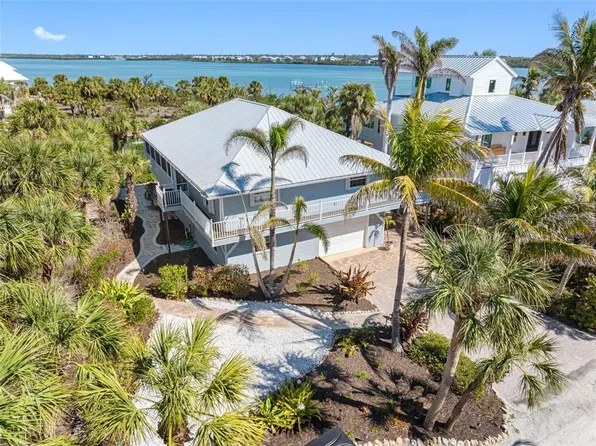 79 Palm Dr, Placida, FL 33946