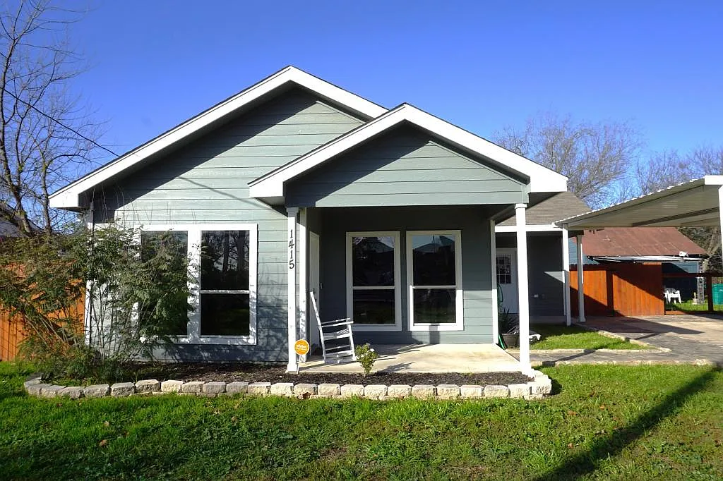 1415 Semlinger Rd — Photo 2