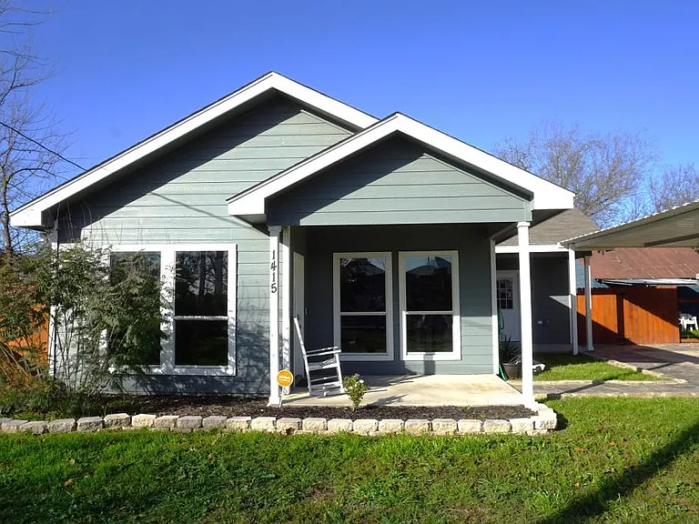 1415 Semlinger Rd — Photo 2