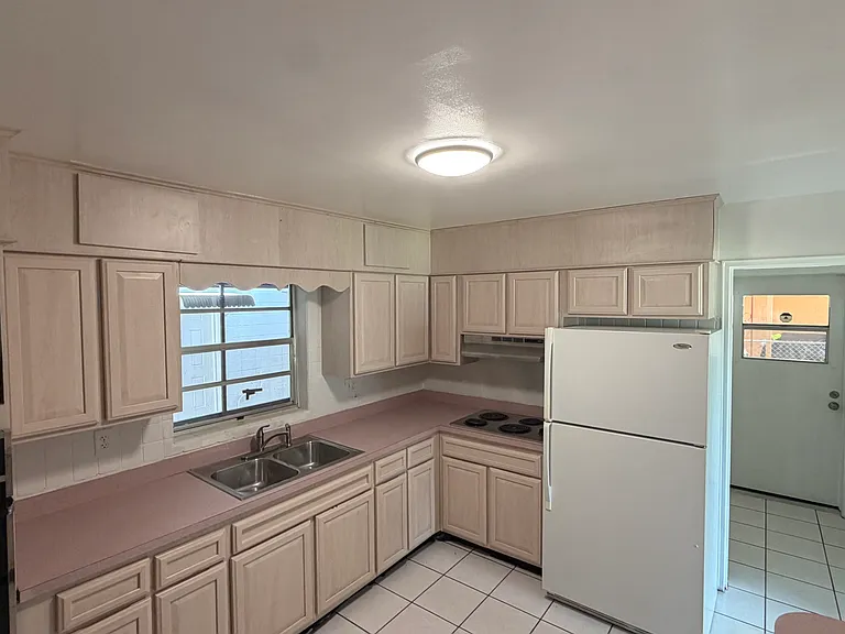 2530 Kiwanis Ave — Photo 9
