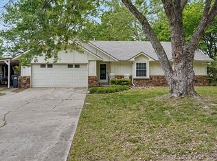 11756 S 272nd East Ave, Coweta, OK 74429