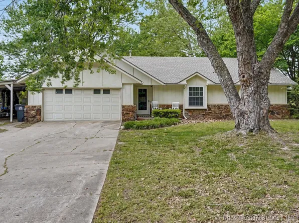 11756 S 272nd East Ave, Coweta, OK 74429