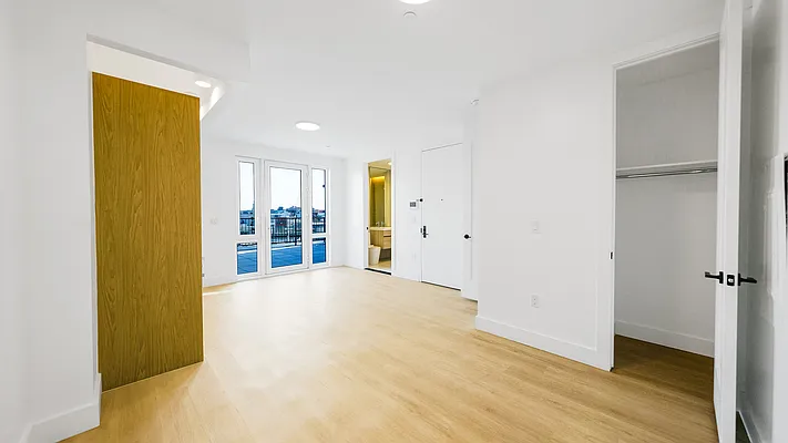 Rented by Nooklyn NYC LLC | media 6