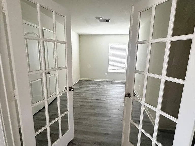 329 Lone Mountain Dr — Photo 9